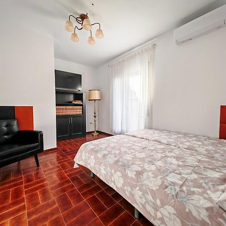 Aparthotel Pego Cc Esterno foto